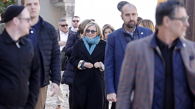 Hillary Clinton en el Patio de Banderas