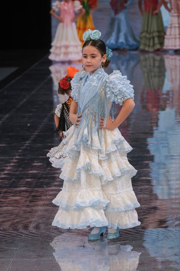 Desfile de Diseño Hermanas Serrano