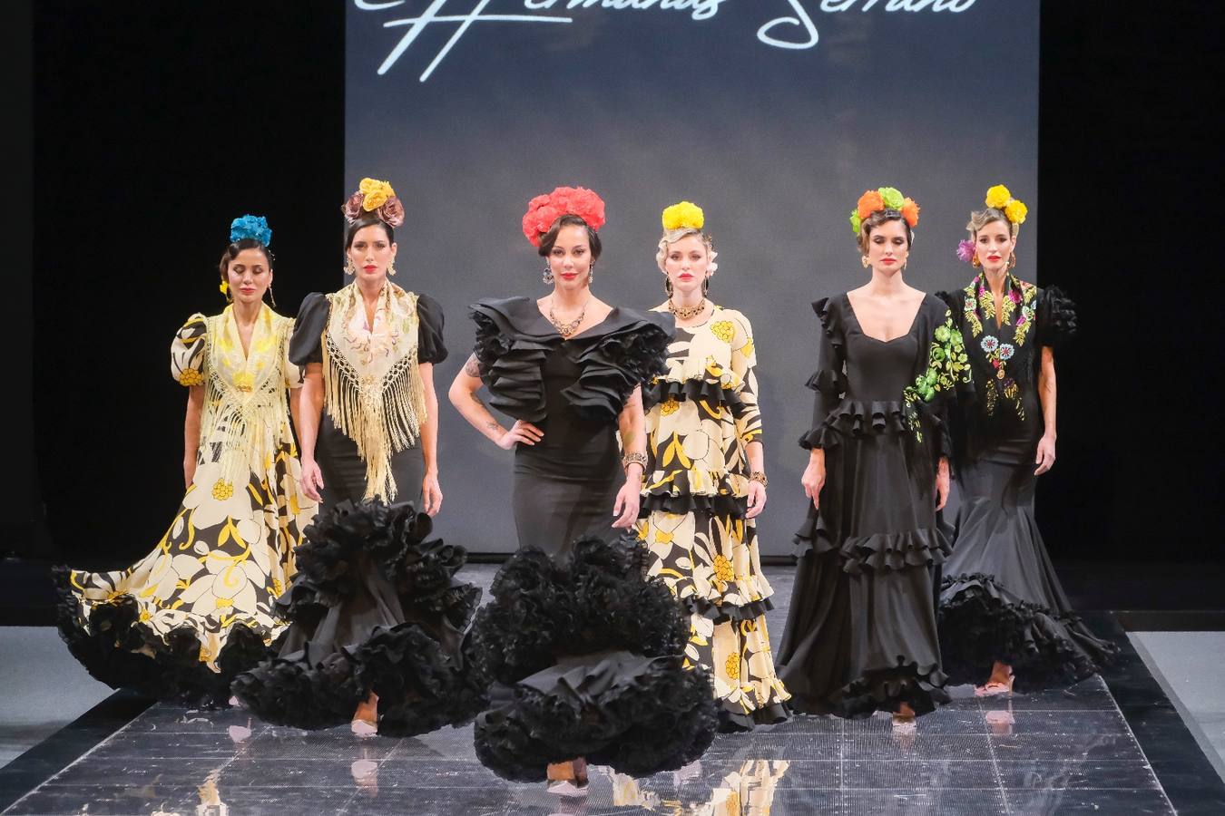 Desfile de Diseño Hermanas Serrano