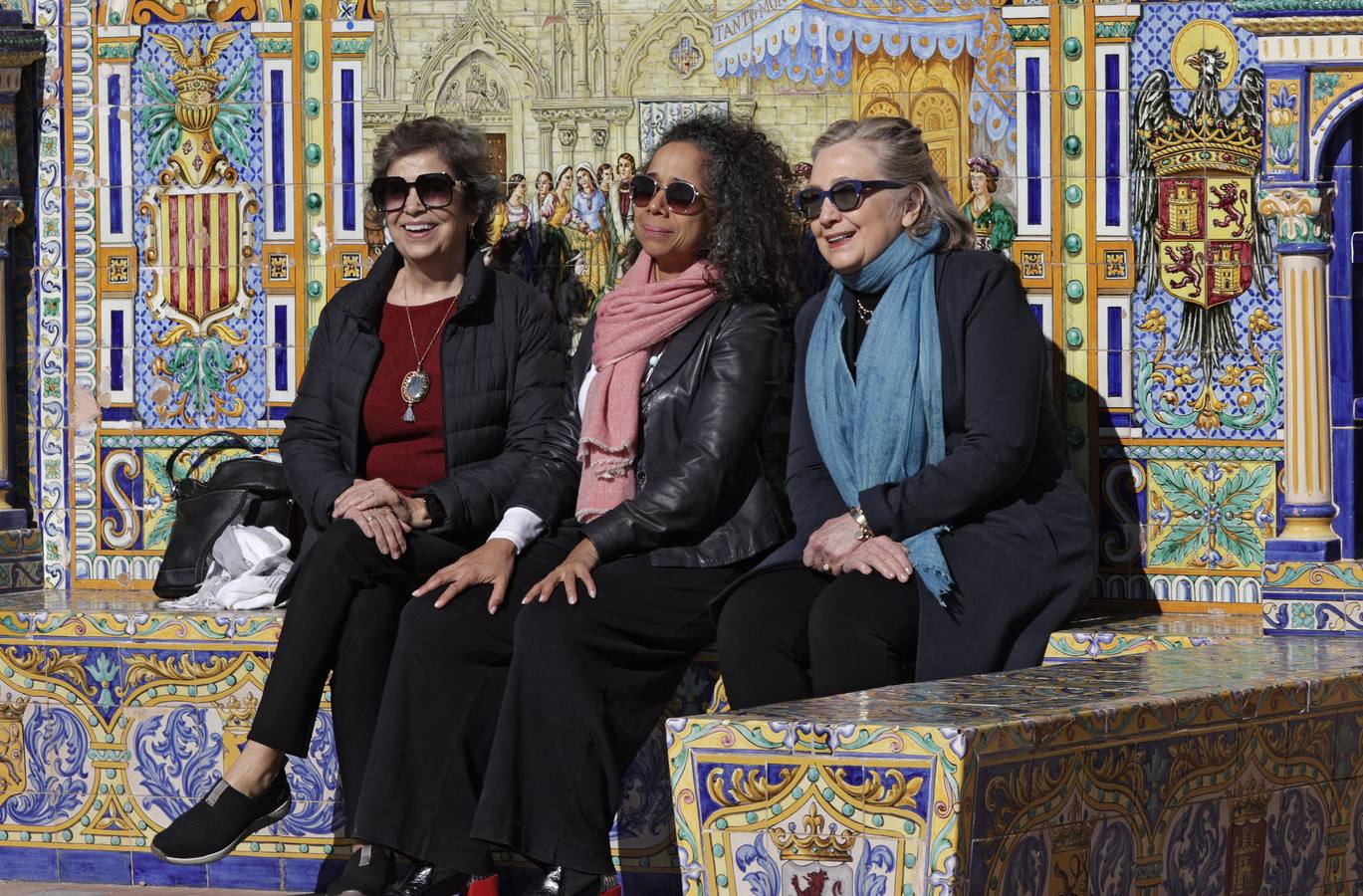 Hillary Clinton, en su visita a la Plaza de España y el Archivo de Indias