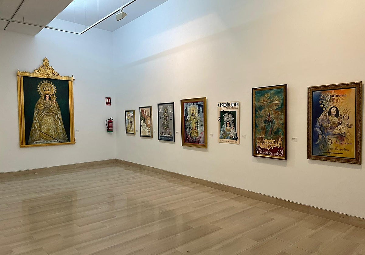 Diversos cuadros de la hermandad de Consolación de Carrión de los Céspedes