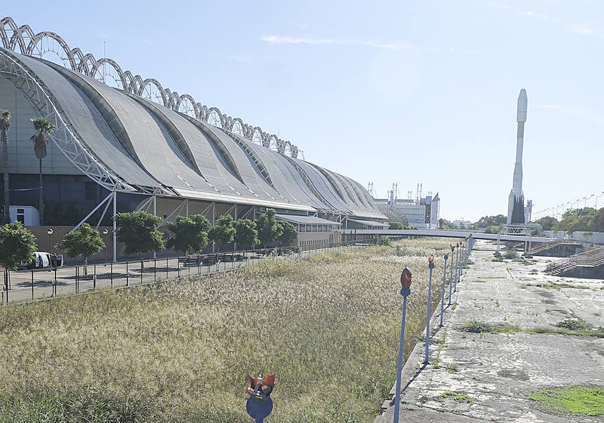 Imagen del Canal de la Expo en la Isla de la Cartuja