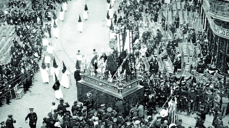 La antigua Piedad del Baratillo en la plaza de la Campana