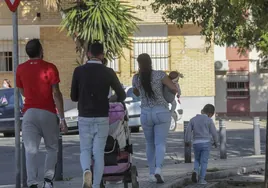 El atasco judicial frena la lucha contra el absentismo escolar en Sevilla