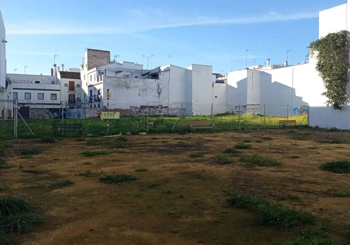 Los terrenos tienen 2.400 metros cuadradso de superficie