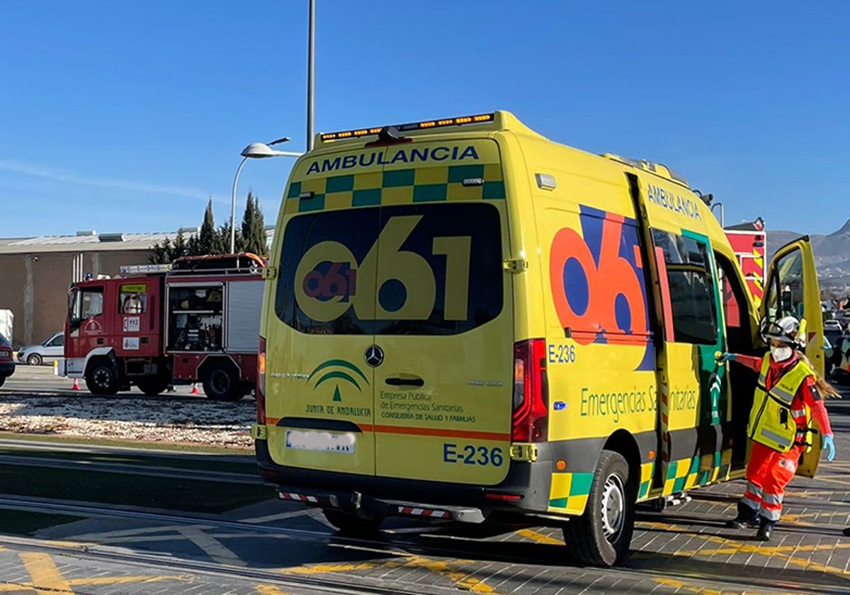 Ambulancia del Centro de Emergencias Sanitarias 061