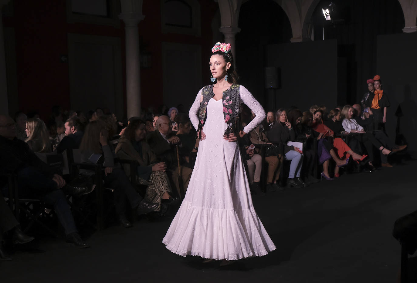 La Fundación Cajasol de Sevilla acoge el desfile de Emprende Lunares
