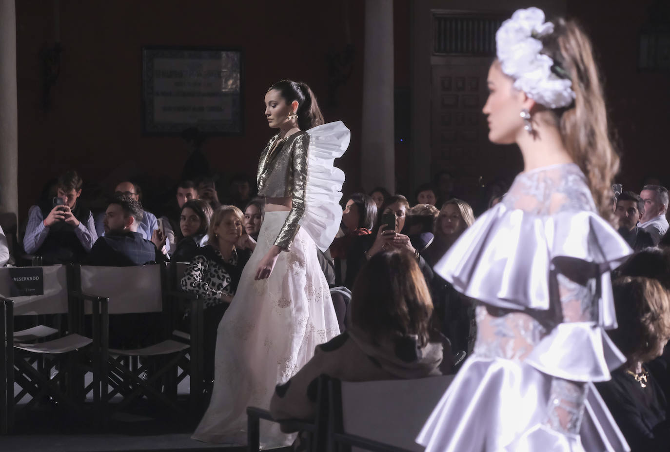 La Fundación Cajasol de Sevilla acoge el desfile de Emprende Lunares