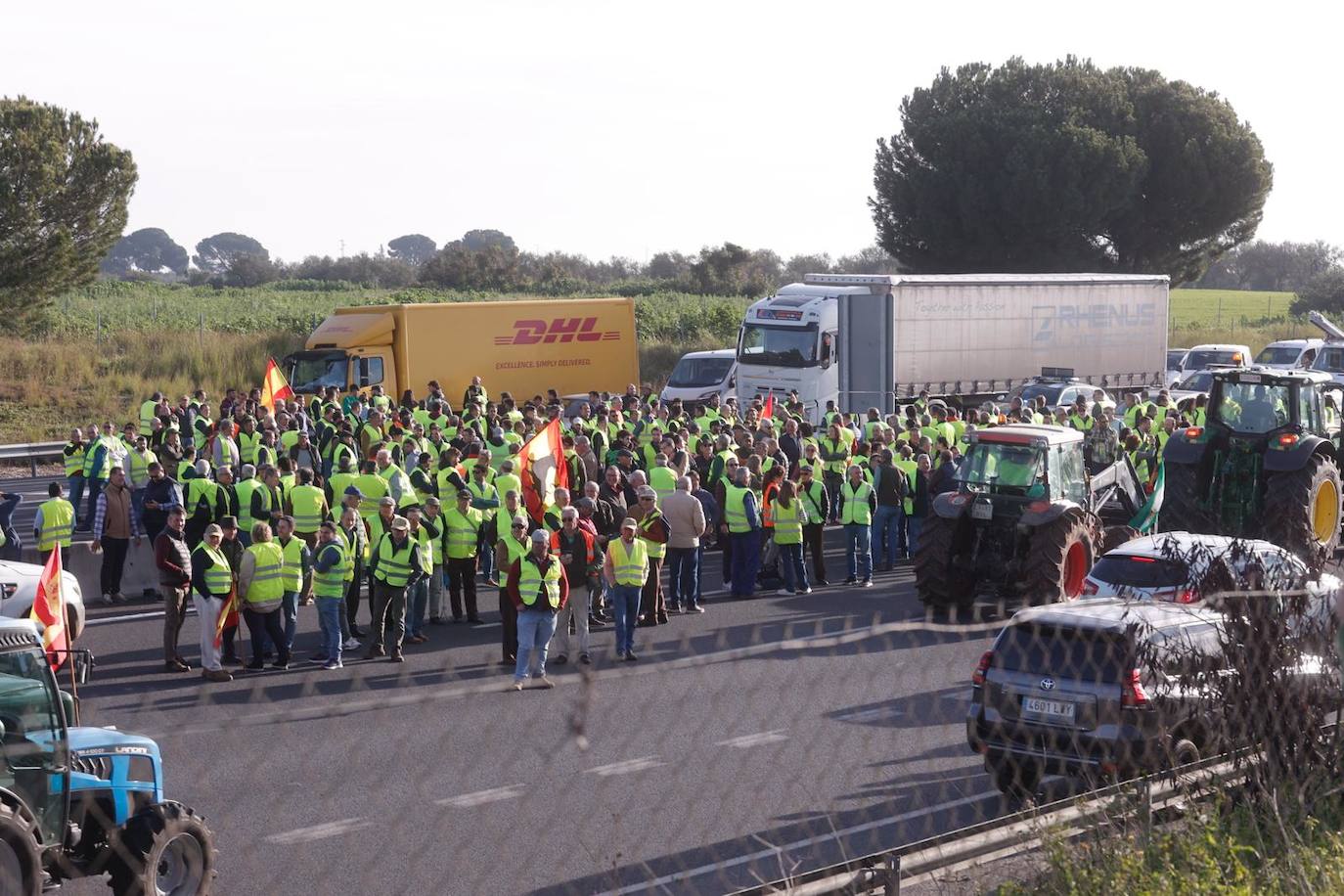 Cortes de tráfico en la A-49 debido a las tractoradas