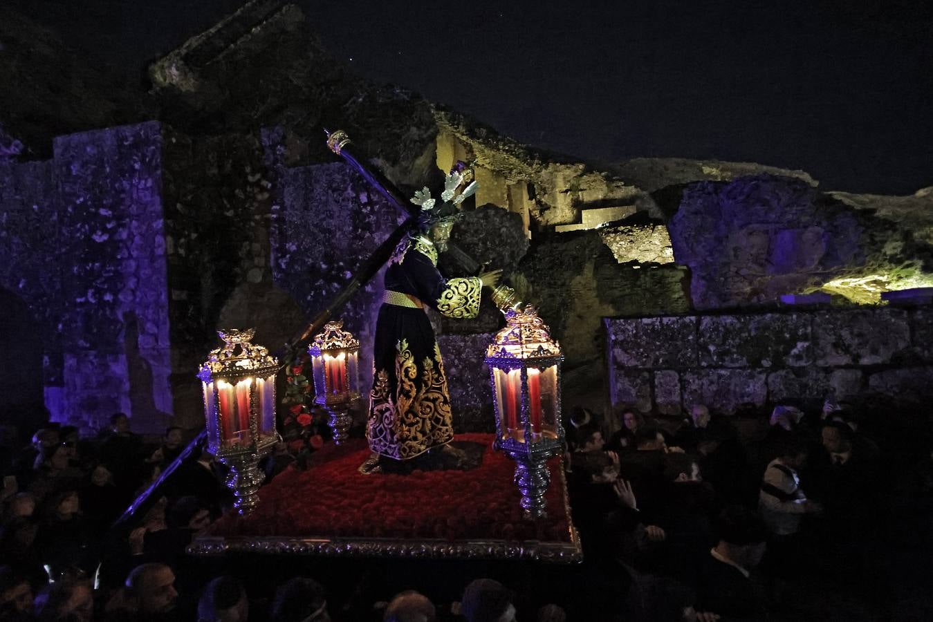 Vía Crucis de Jesús Nazareno por Itálica