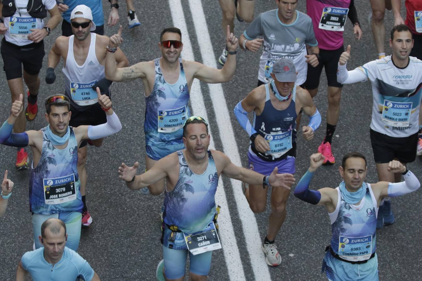 Corredores por el centro histórico de Sevilla