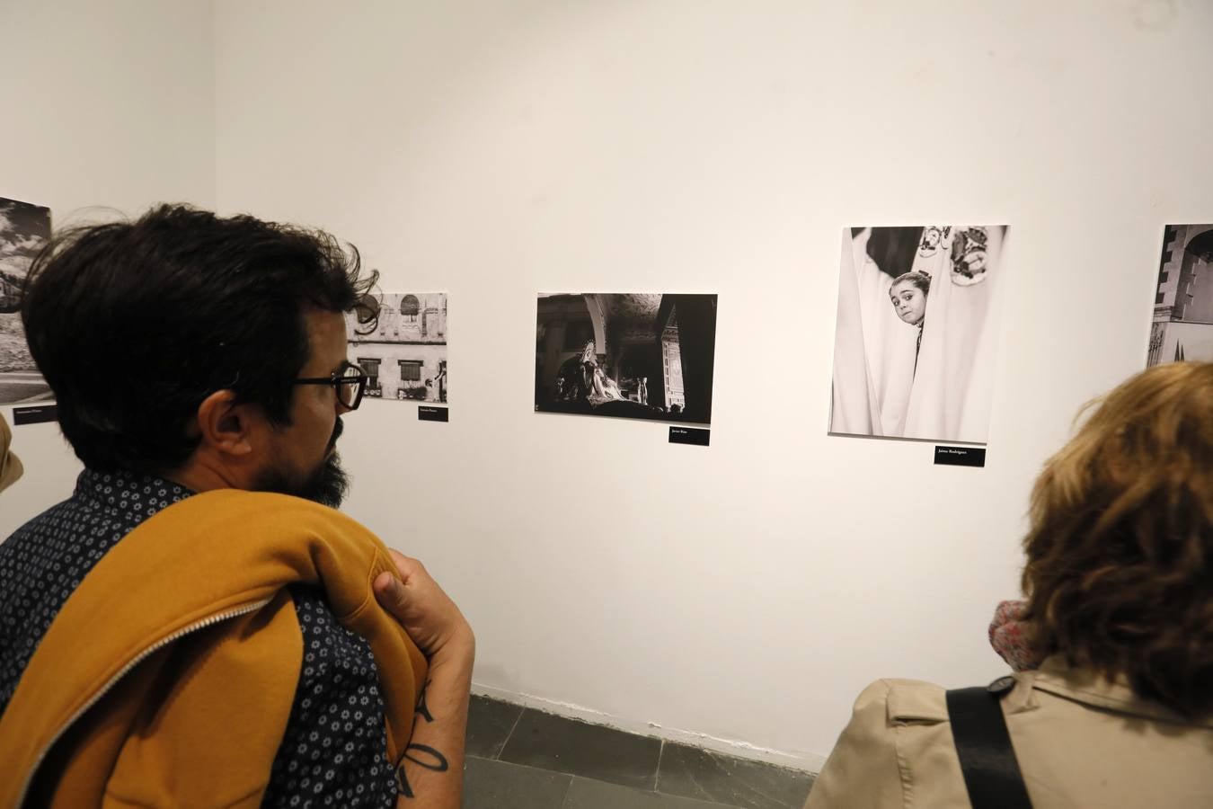 La exposición recoge las mejores obras de 40 fotógrafos de Sevilla