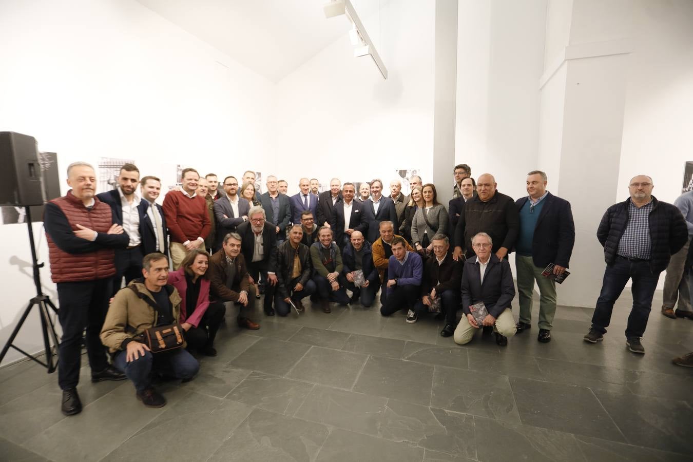 La exposición recoge las mejores obras de 40 fotógrafos de Sevilla