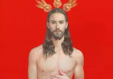 Una galería de Gijón pone a la venta 200 'prints' del cartel de la Semana Santa de Sevilla al precio de 2.400 euros