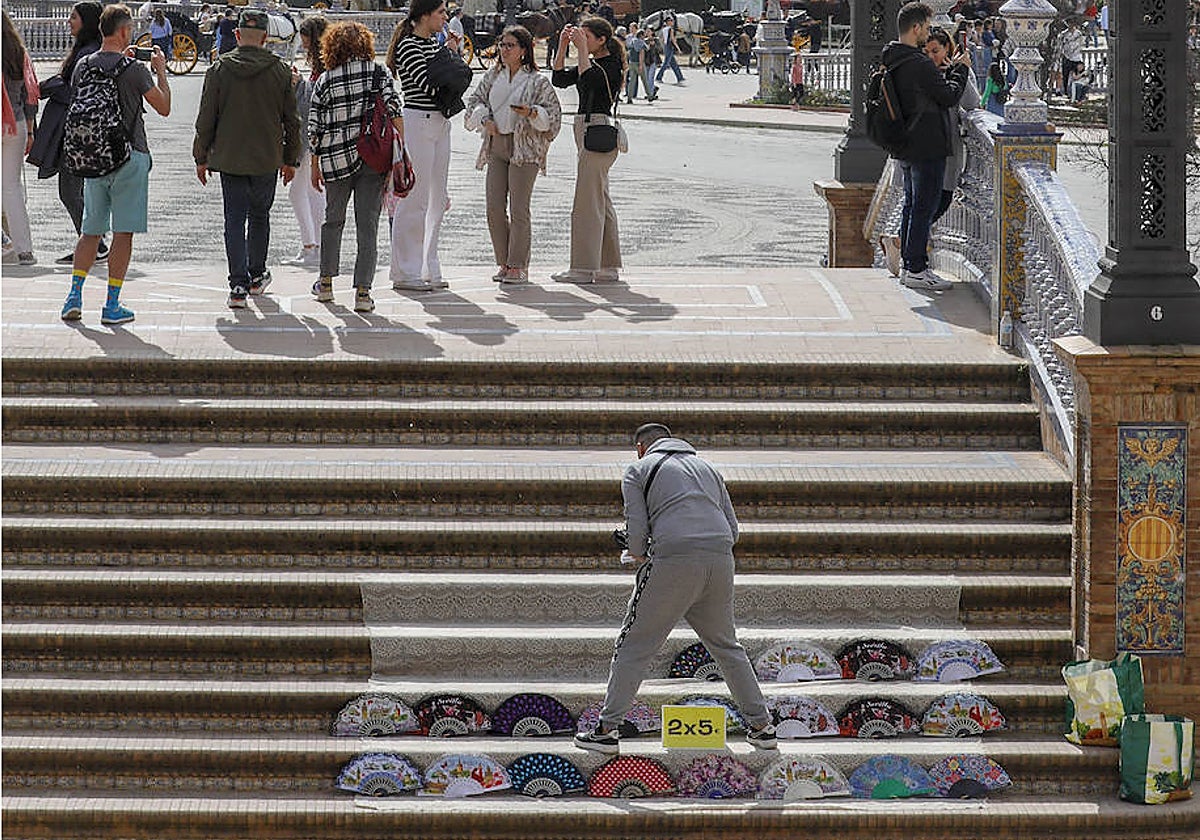 Vendedor ambulante en la Plaza de España