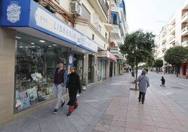 Asunción, la calle de Sevilla donde sobreviven los libros