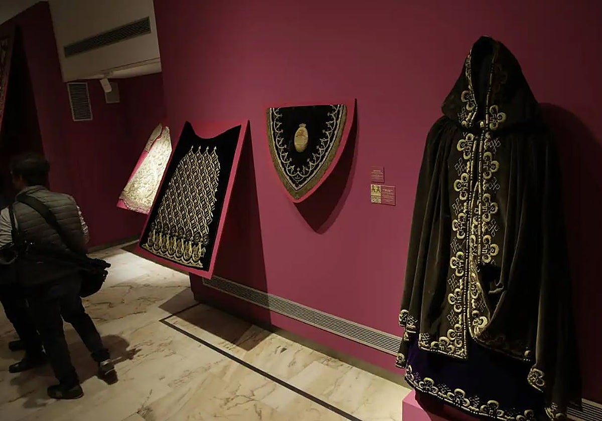 Piezas de los bordadores en Cajasol