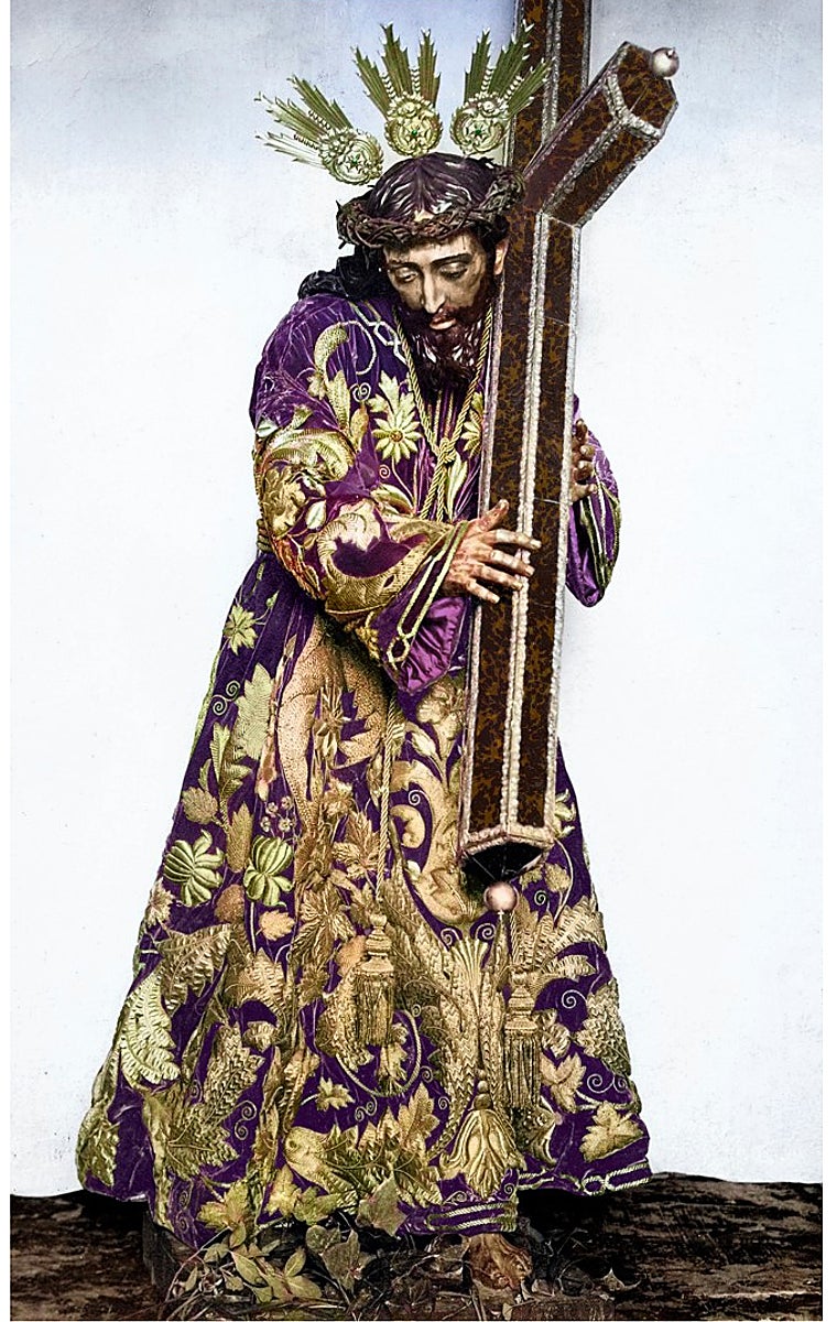 Recreación del proyecto de la túnica bordada de Jesús Nazareno