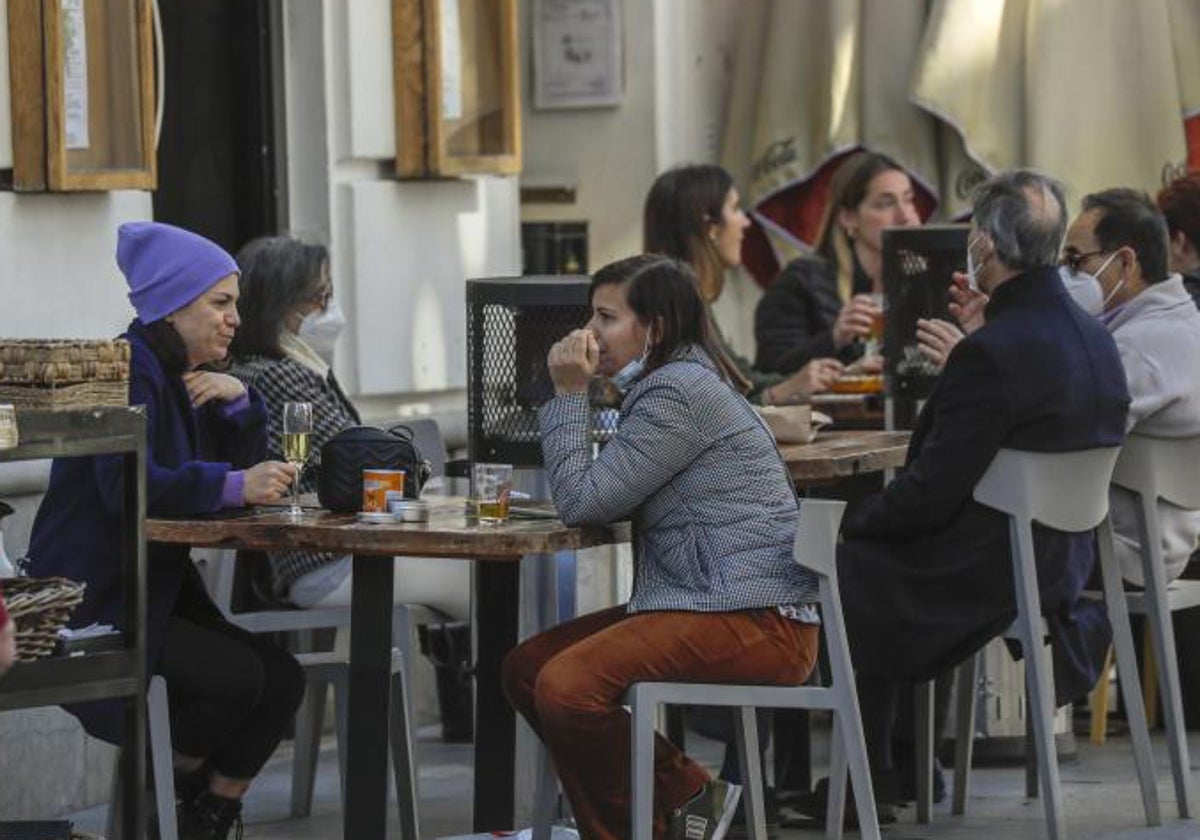 Una de las calles del Centro con veladores