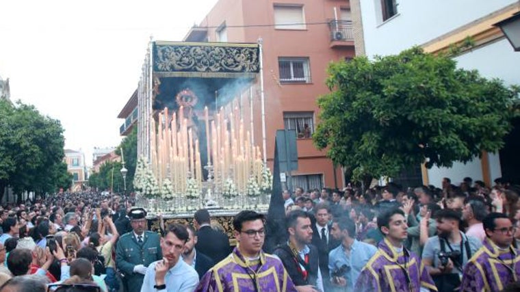 La Virgen de las Tristezas por Virgen de los Buenos Libros