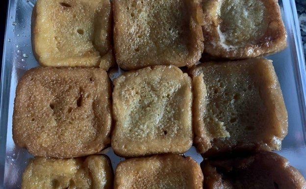 El dulce típico de Semana Santa en Sevilla es la torrija de miel