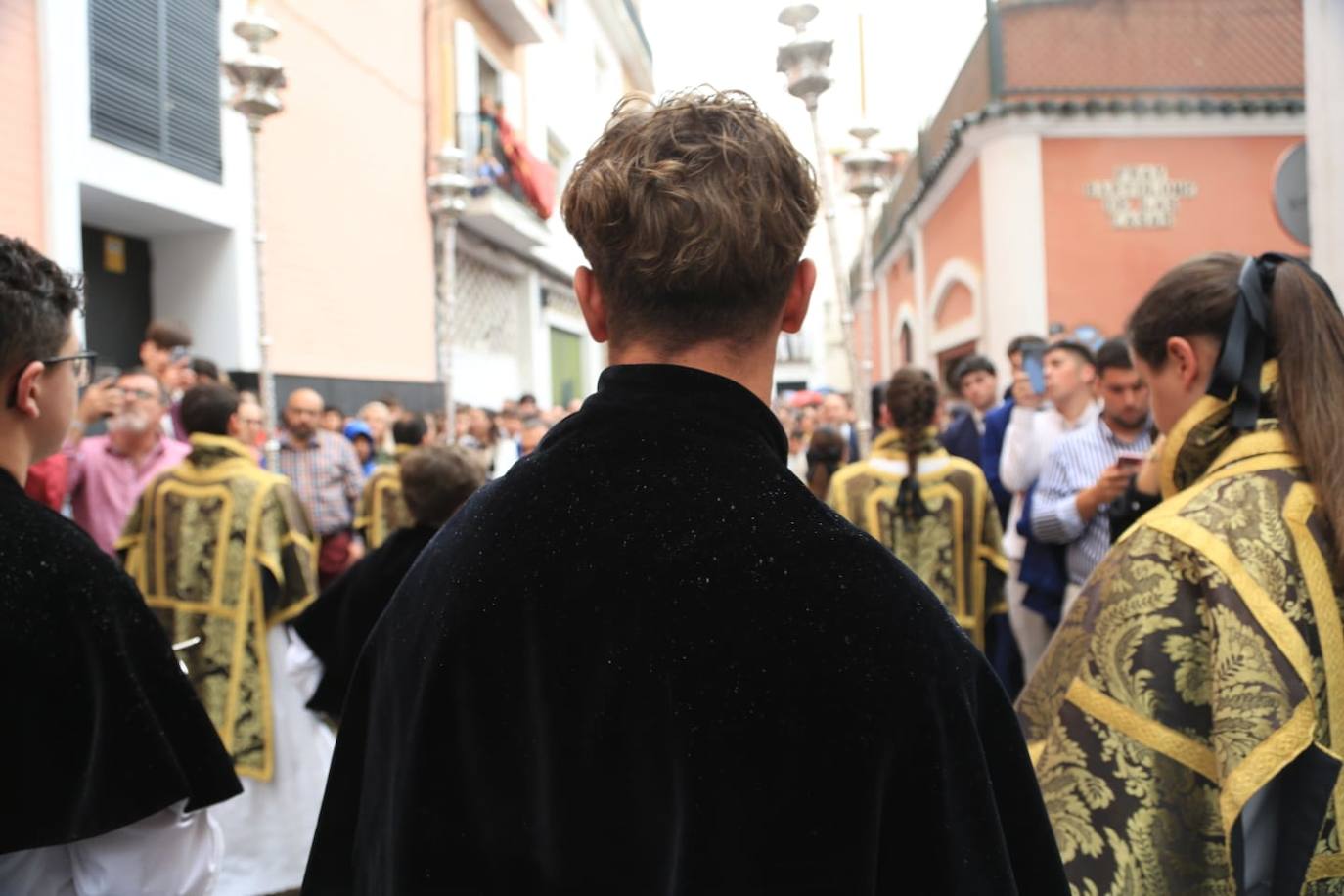 La hermandad de Jesús Despojado realiza su estación de penitencia con normalidad a pesar de las previsiones meteorológicas