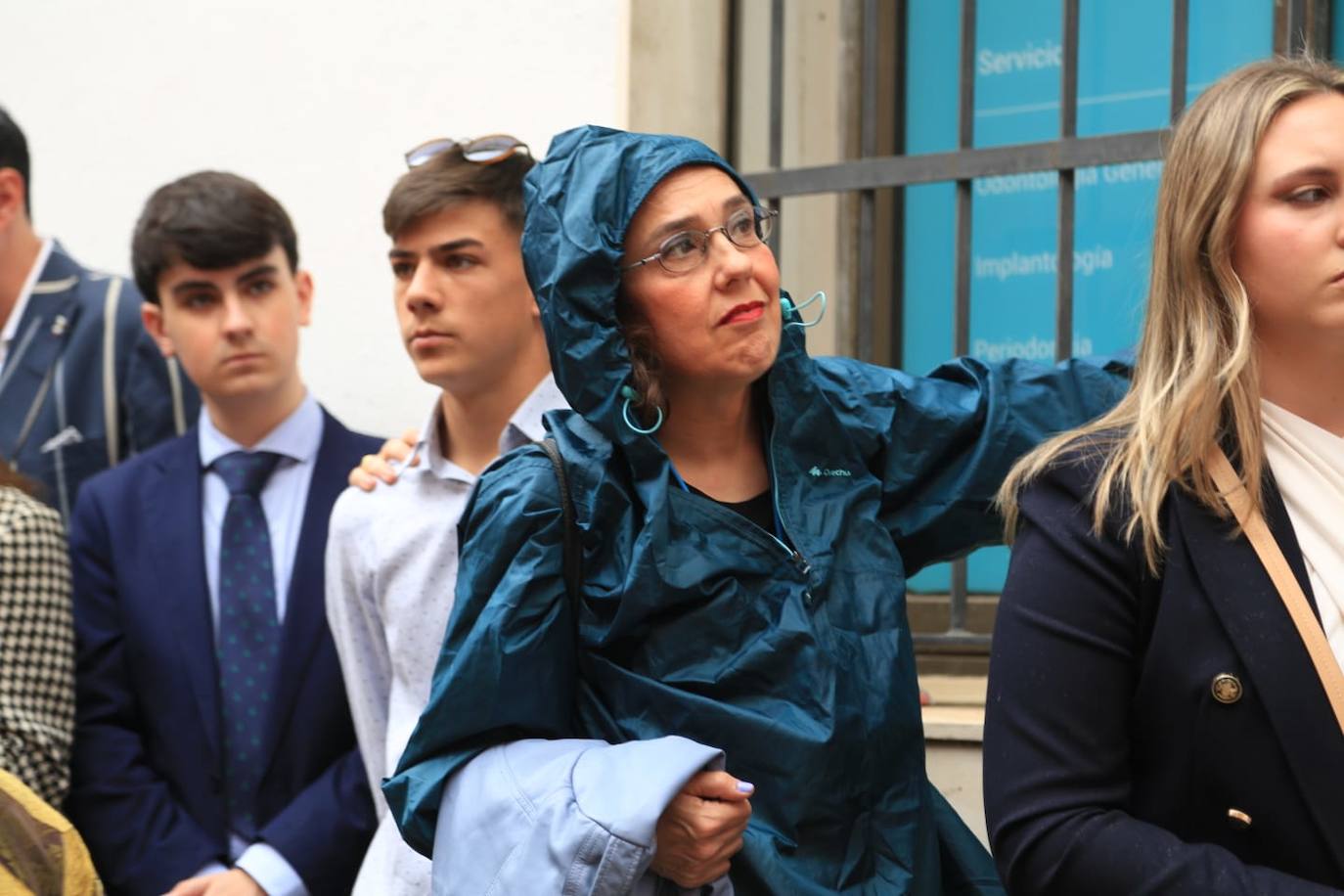 La hermandad de Jesús Despojado realiza su estación de penitencia con normalidad a pesar de las previsiones meteorológicas