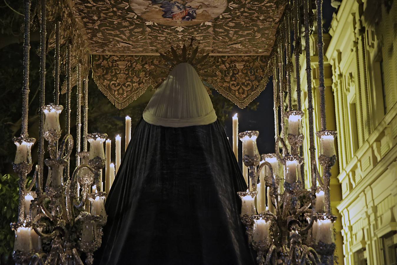 La noche del Lunes Santo se vivió gran emoción con la salida del Museo