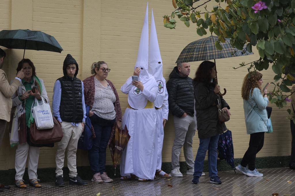 La hermandad de San Gonzalo decide realizar su estación de penitencia a pesar de las adversidades