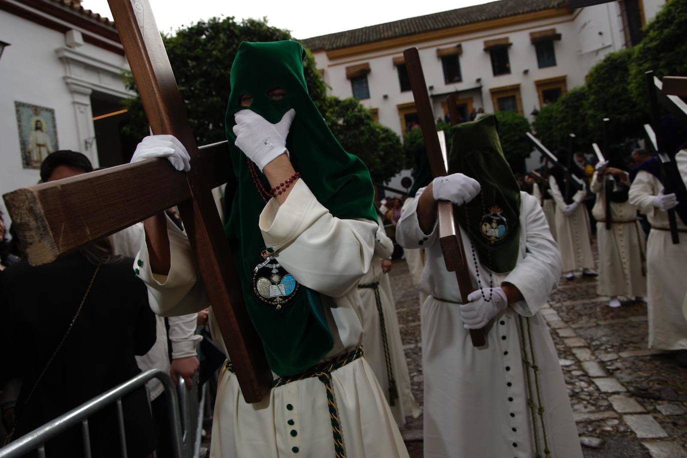 La Redención realiza su estación de penitencia a la Catedral de Sevilla este Lunes Santo 