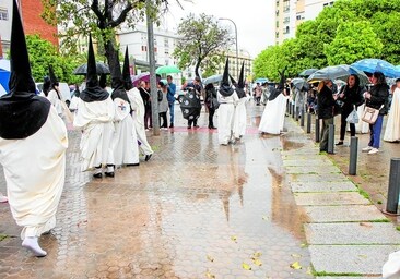 La lluvia impidió a la hermandad del Polígono de San Pablo realizar su estación de penitencia