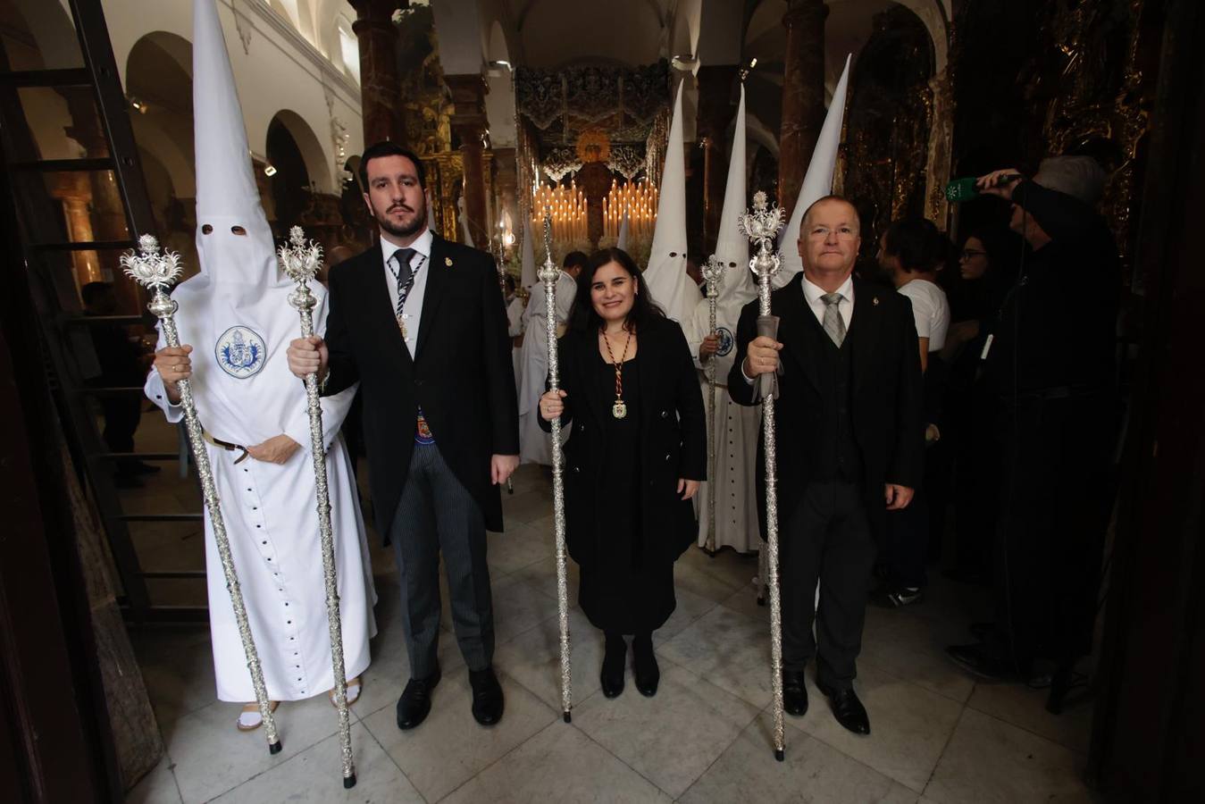 Salida de la hermandad de la Candelaria en la Semana Santa de Sevilla 2024