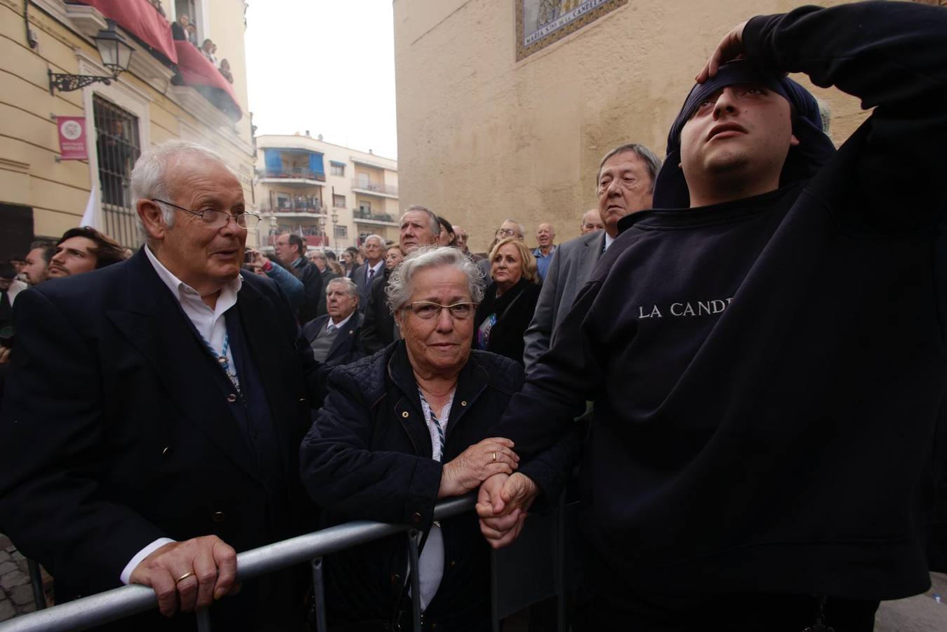 Salida de la hermandad de la Candelaria en la Semana Santa de Sevilla 2024