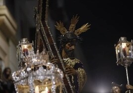 Salida de la hermandad del Silencio en la Madrugada de la Semana Santa de Sevilla 2023
