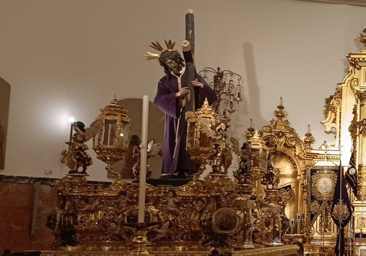 El Señor del Gran Poder con la túnica lisa