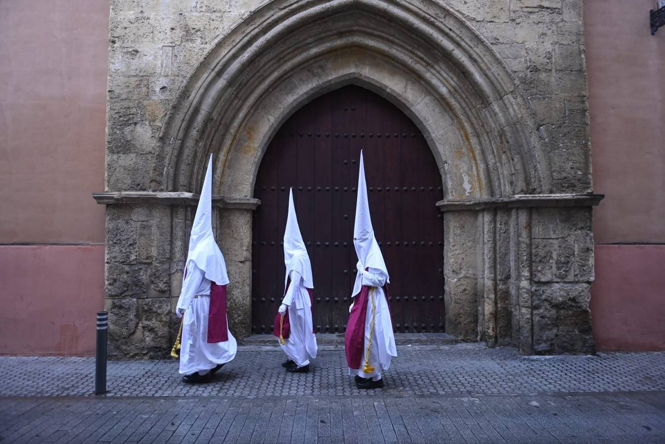La hermandad de las Siete Palabras se queda sin procesionar por las inclemencias meteorológicas