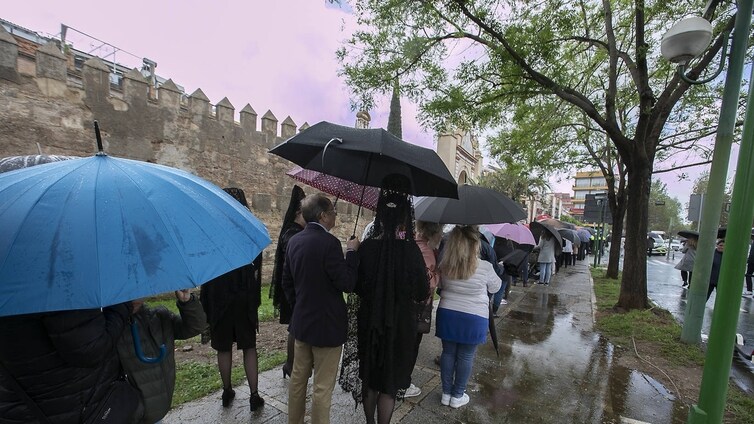 Sevilla y Jaén, las más afectadas por las más de cien incidencias que deja la borrasca este Jueves Santo