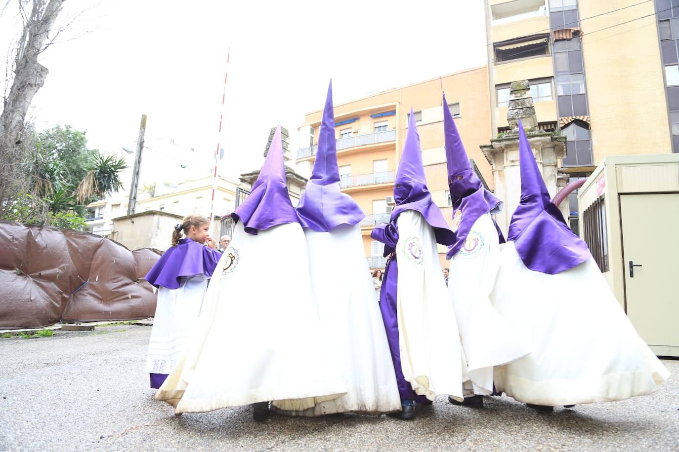 La hermandad de las Cigarreras se queda en la Capilla de la Fábrica de Tabacos debido a las previsiones meteorológicas