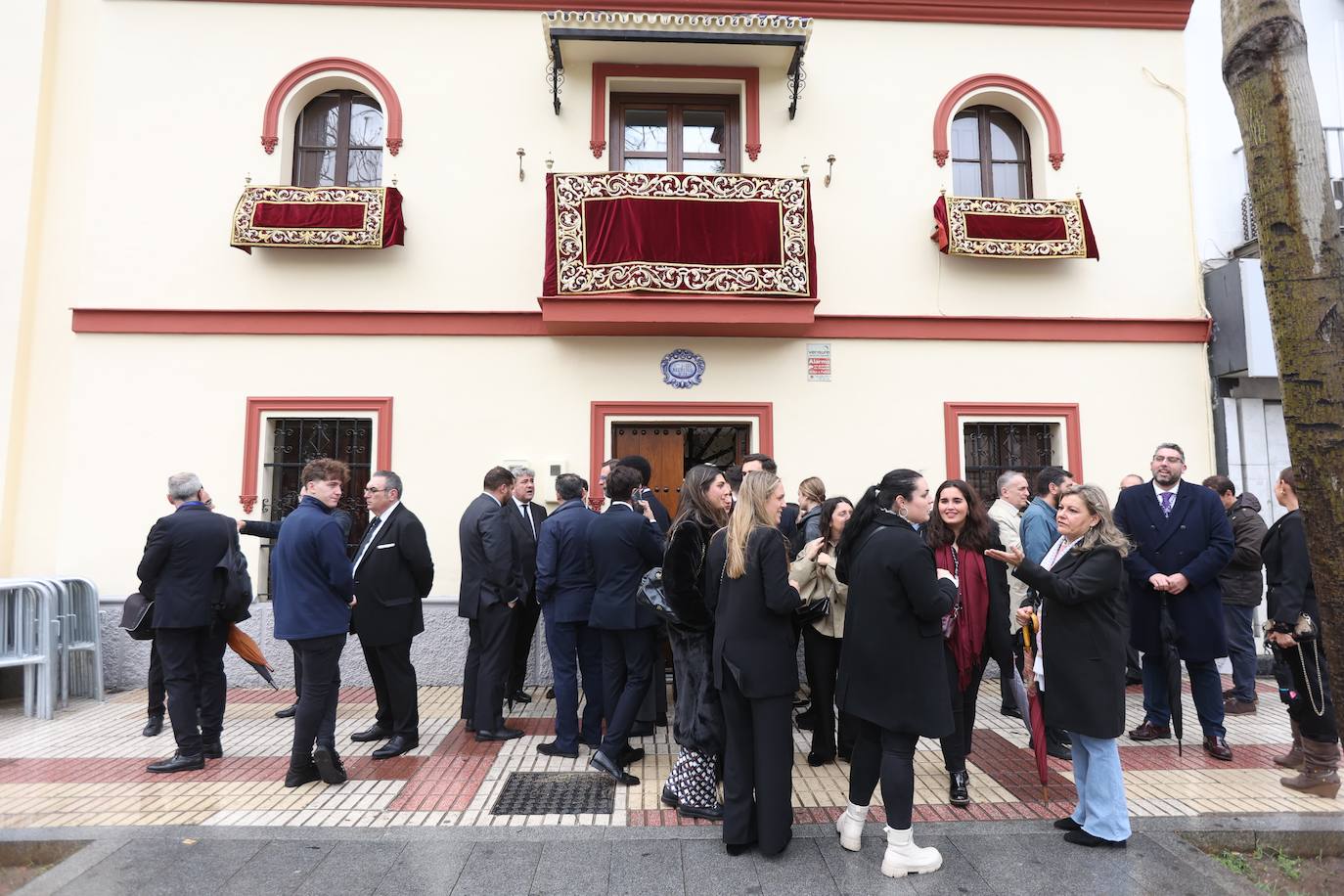 Las precipitaciones impiden que la hermandad de los Negritos salga en procesión por Sevilla este Jueves Santo