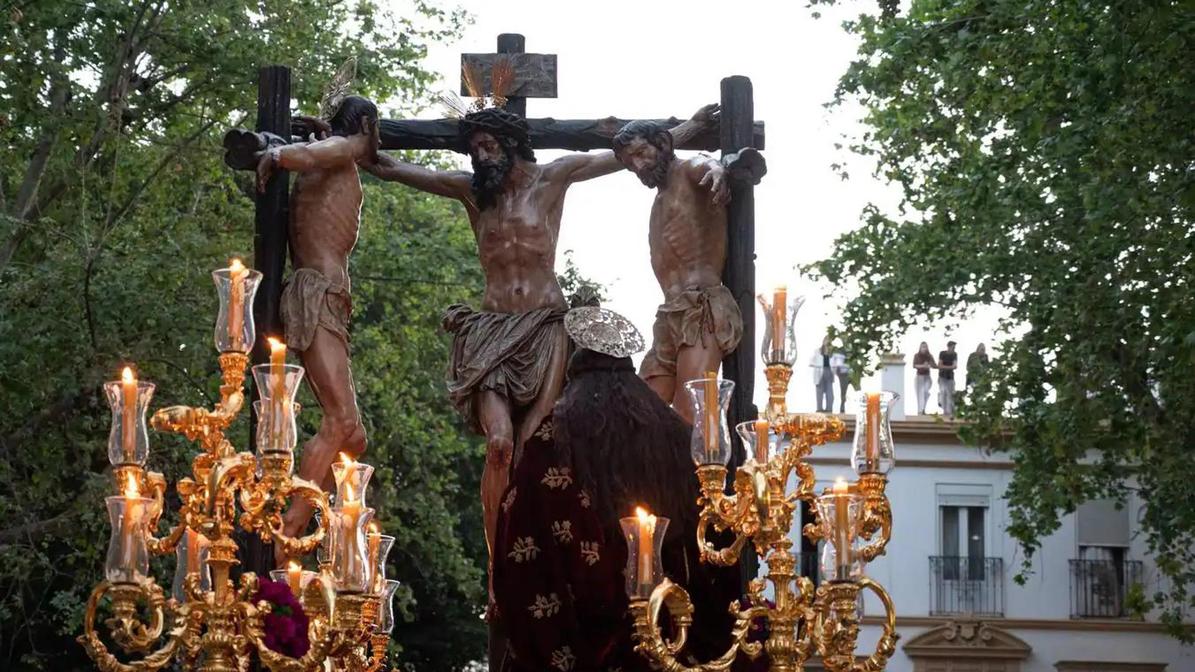 Viernes Santo en Sevilla 2024