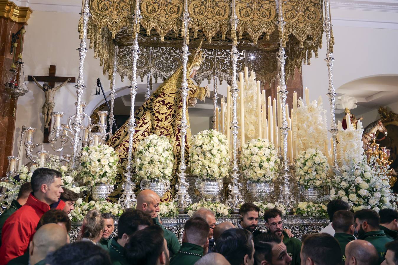 La hermandad de la Esperanza de Triana fue la primera de la noche en comunicar que no saldrían a las calles de Sevilla en la Madrugada 2024