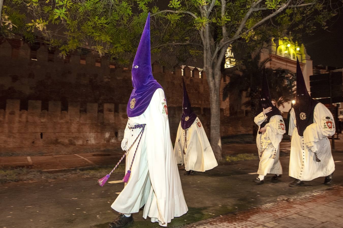 La hermandad de la Macarena no pudo procesionar por las calles de Sevilla en la Madrugada 2024 por las malas previsiones meteorológicas