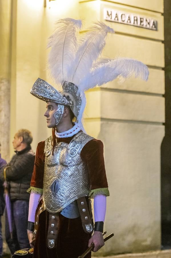 La hermandad de la Macarena no pudo procesionar por las calles de Sevilla en la Madrugada 2024 por las malas previsiones meteorológicas