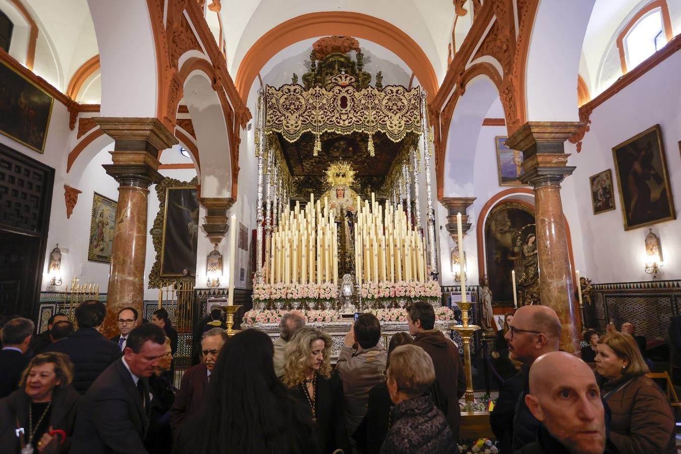 La O tampoco pudo salir a las calles de Sevilla en la Semana Santa de 2024