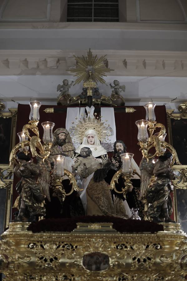 Otra de las hermandades del Viernes Santo que no pudo realizar su estación de penitencia fue la Sagrada Mortaja