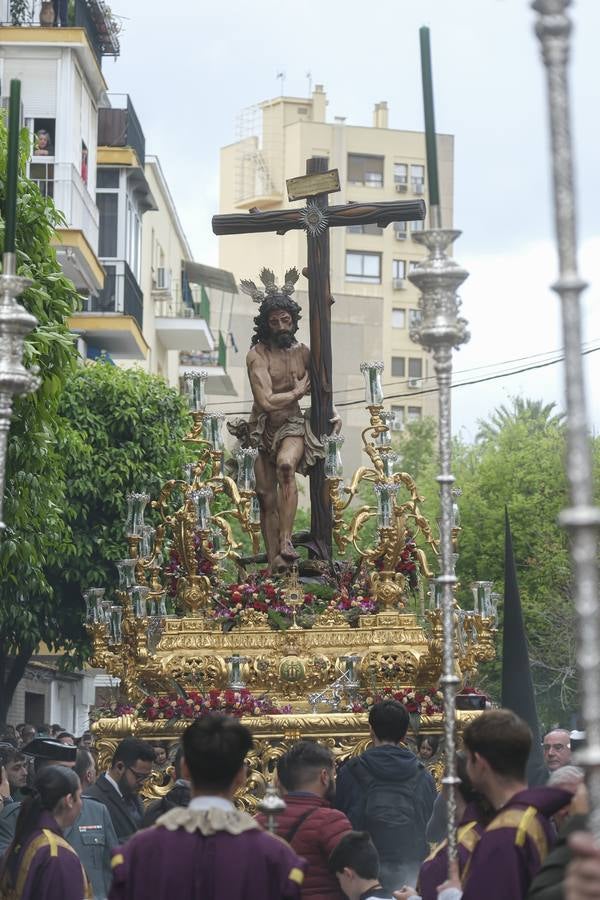 La hermandad del Sol ha sido la primera en salir el Sábado Santo