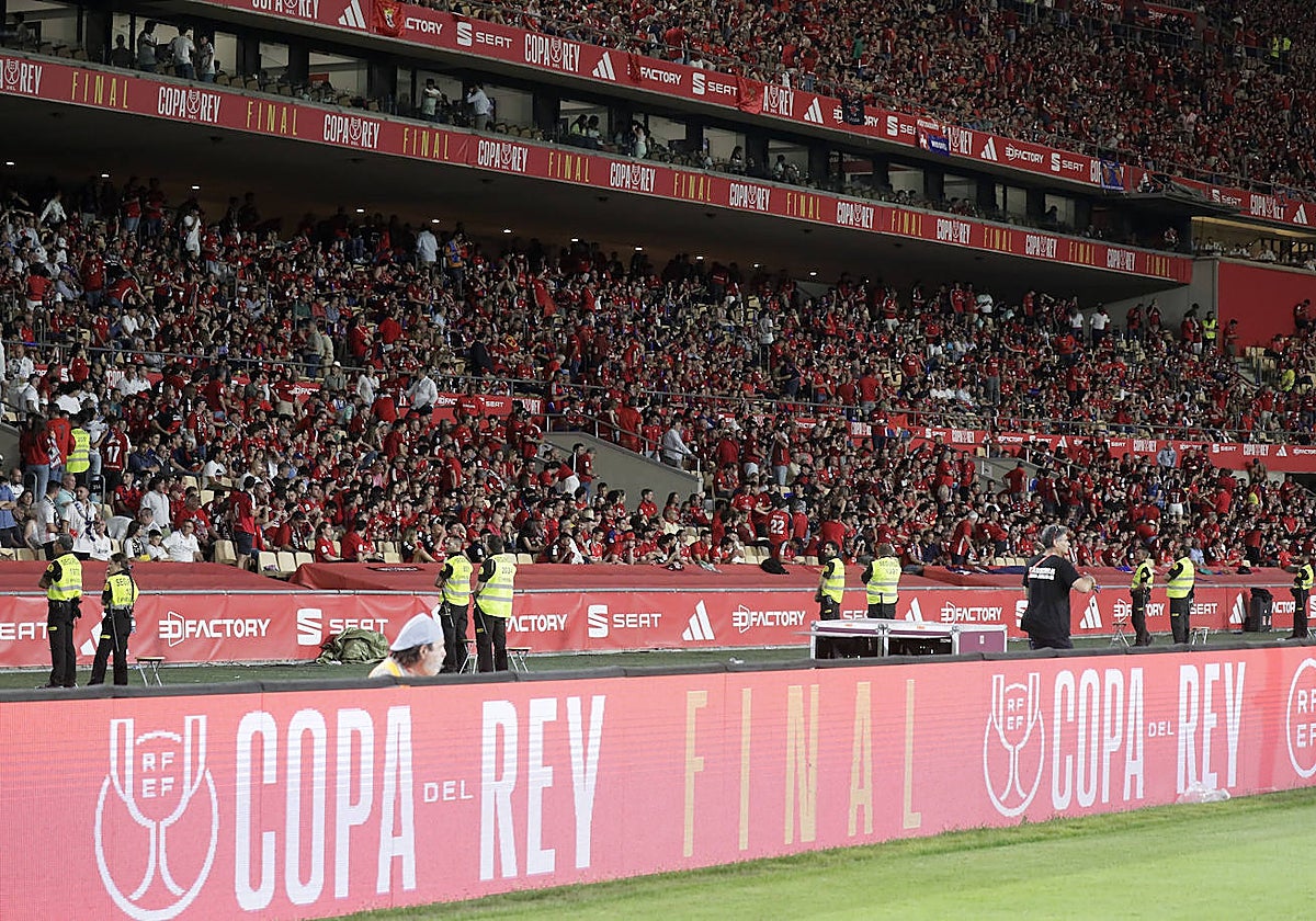 Imagen de las gradas del estadio de la Cartuja en la final de la Copa del Rey de 2023