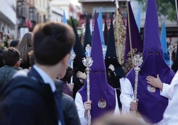 El porqué de las pocas representaciones en la procesión del Santo Entierro en Sevilla