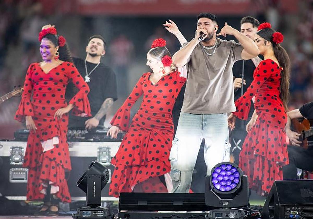 Omar Montes, durante la presentación de 'La Sevillana' en la previa de la final de la Copa del Rey