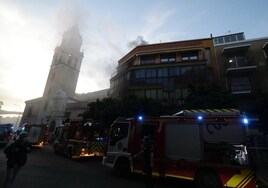 Registrado un incendio en una hamburguesería en la plaza del Cristo de Burgos de Sevilla